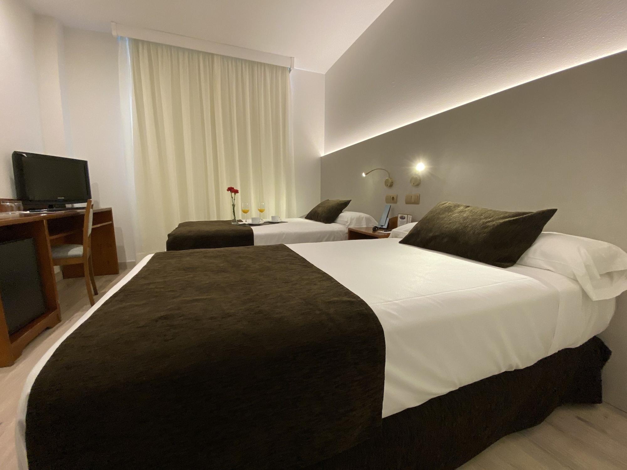 Ponferrada Plaza Hotel Ngoại thất bức ảnh
