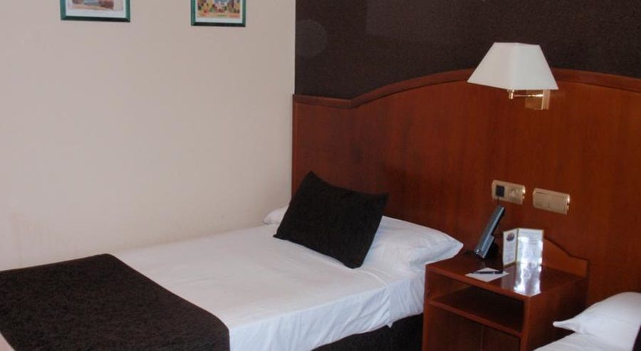 Ponferrada Plaza Hotel Ngoại thất bức ảnh